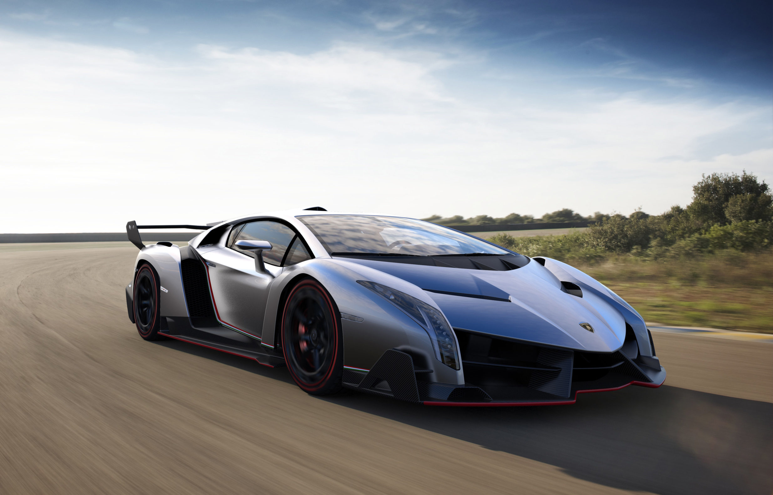 Lamborghini Veneno Roadster: potencia y velocidad