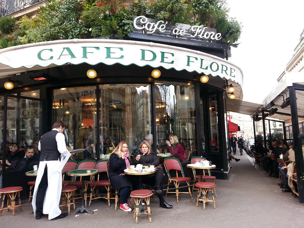 Le Coeur De La France Legendary Parisian Cafes And