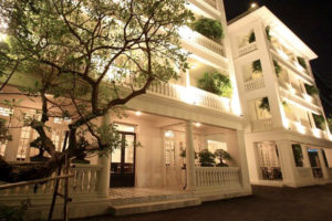 Luxury Vacations: Stay at Exclusive Colonial Mansions in Asia